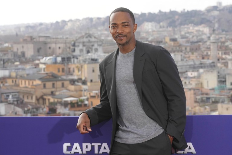 Anthony Mackie Clarifies Remarks About Captain America Not Representing ‘The Term America’: ‘I’m a Proud American’