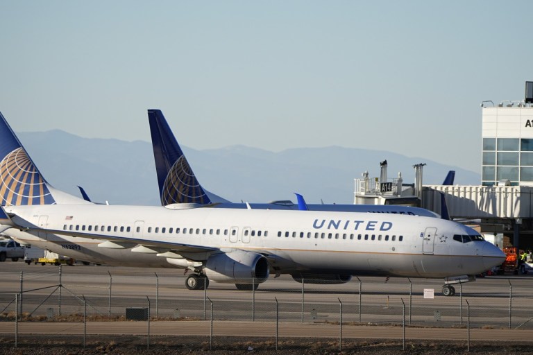 United Airlines Gate Agent Punched in The Face at Dulles International Airport