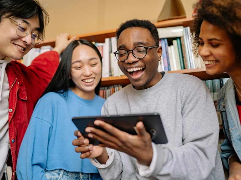 Pexels Yankrukov 8199596