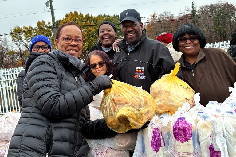 WHUR, Steve Harvey Morning Show, and Shabach Ministries Hand Out Hundreds of Bags of Food and Gift Cards for Thanksgiving