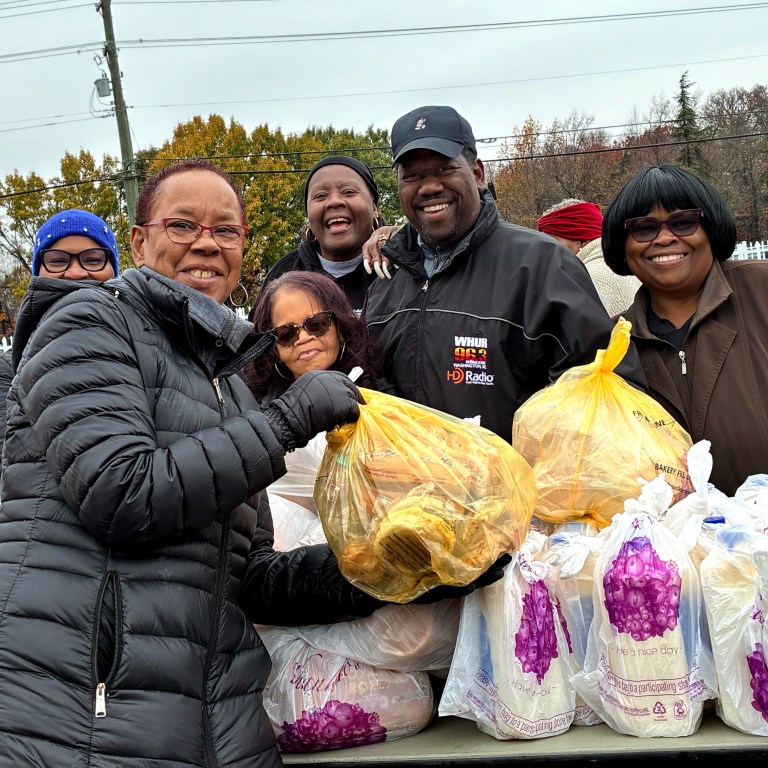 WHUR, Steve Harvey Morning Show, and Shabach Ministries Hand Out Hundreds of Bags of Food and Gift Cards for Thanksgiving