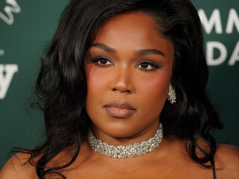 AP LIZZO 599456 AP LIZZO 599456