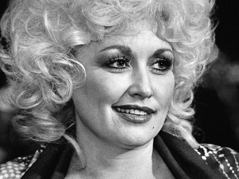 DOLLY PARTON DOLLY PARTON
